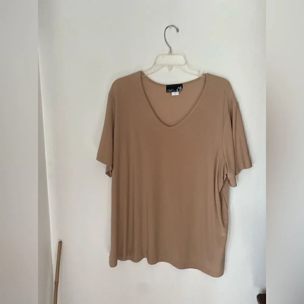 CSC Studio V Neck Short Sleeve Top Size 2X Tan